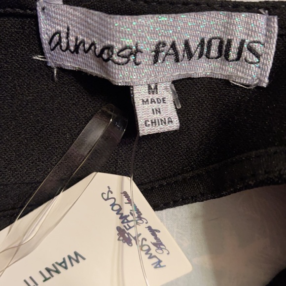 Size medium black NWT jumper - Picture 6 of 6